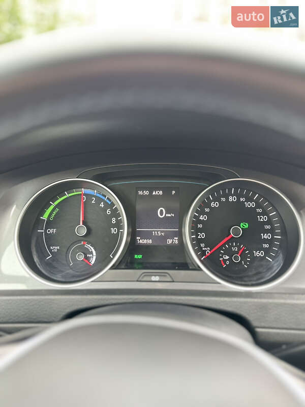 Хетчбек Volkswagen e-Golf 2015 в Вінниці