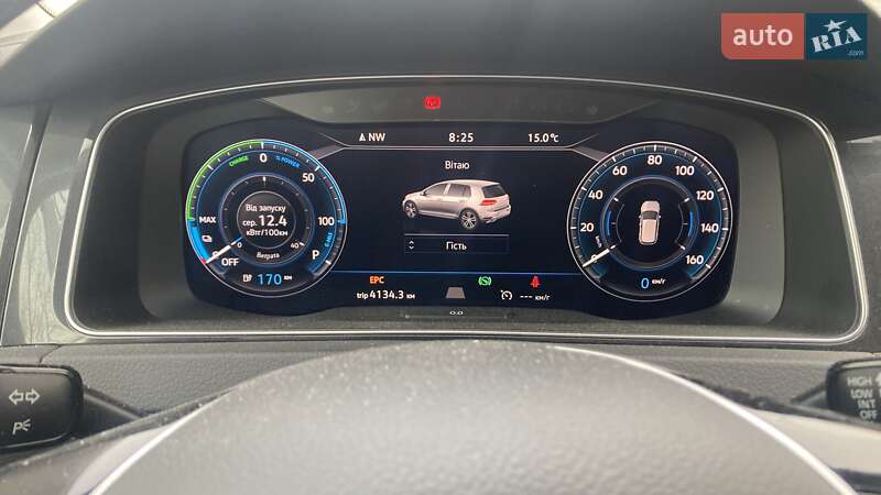 Хэтчбек Volkswagen e-Golf 2018 в Николаеве