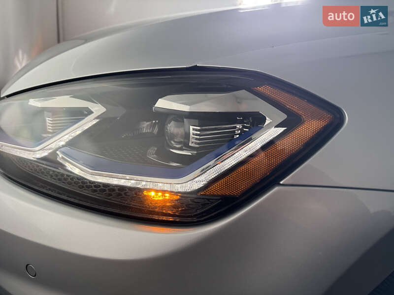 Хетчбек Volkswagen e-Golf 2019 в Львові