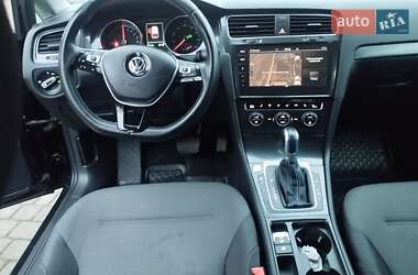 Хэтчбек Volkswagen e-Golf 2018 в 