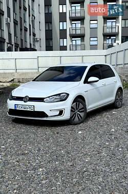 Хэтчбек Volkswagen e-Golf 2018 в Ужгороде