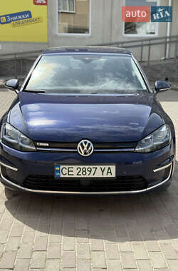 Хетчбек Volkswagen e-Golf 2017 в 