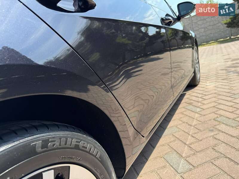 Хетчбек Volkswagen e-Golf 2019 в Запоріжжі