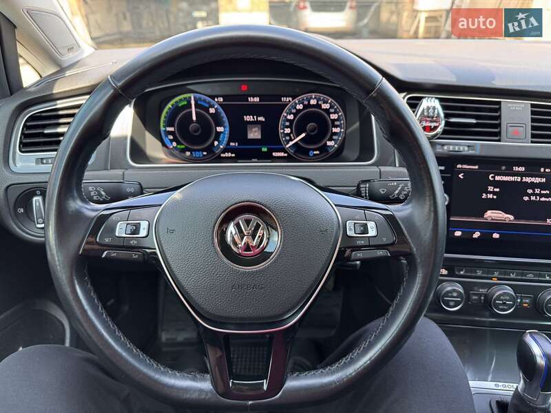 Хетчбек Volkswagen e-Golf 2019 в Запоріжжі
