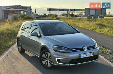 Хэтчбек Volkswagen e-Golf 2017 в Ужгороде