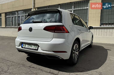 Хэтчбек Volkswagen e-Golf 2020 в 