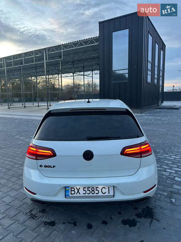 Хетчбек Volkswagen e-Golf 2017 в Кам'янець-Подільському