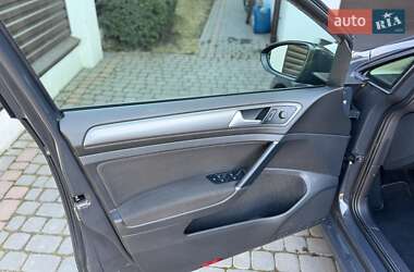 Хэтчбек Volkswagen e-Golf 2020 в 