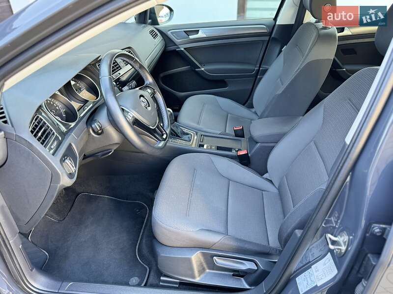 Хэтчбек Volkswagen e-Golf 2020 в Луцке