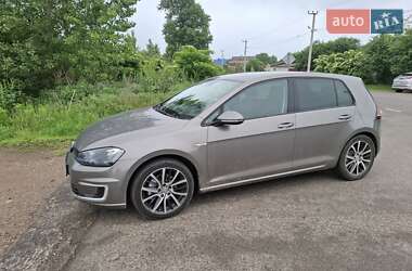 Хэтчбек Volkswagen e-Golf 2015 в Борисполе