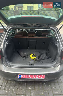 Хэтчбек Volkswagen e-Golf 2015 в 