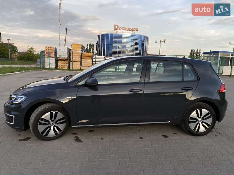 Хетчбек Volkswagen e-Golf 2020 в Хотині
