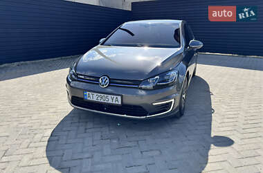 Volkswagen e-Golf 2020 Volkswagen e-Golf 2020