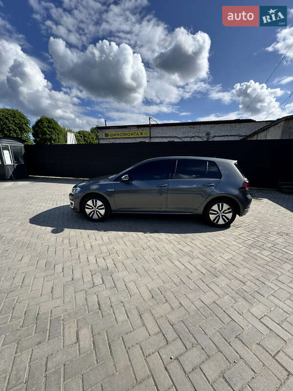 Хэтчбек Volkswagen e-Golf 2020 в Ивано-Франковске