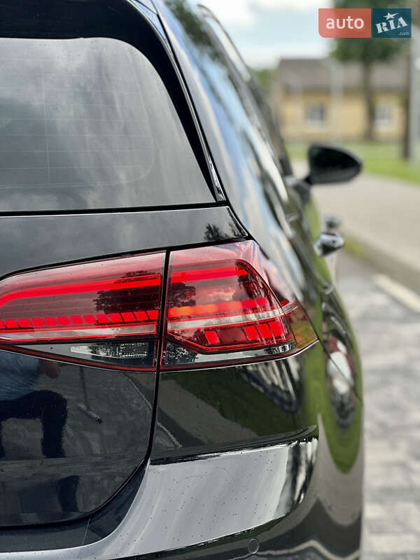 Хетчбек Volkswagen e-Golf 2019 в Мукачевому