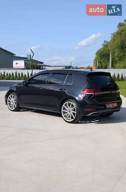 Хетчбек Volkswagen e-Golf 2018 в 