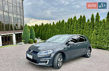 Volkswagen e-Golf 2020 Volkswagen e-Golf 2020