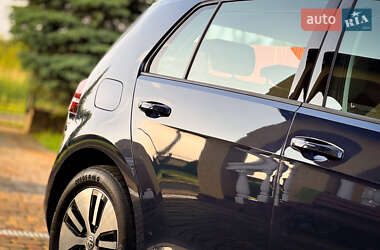 Хетчбек Volkswagen e-Golf 2015 в 