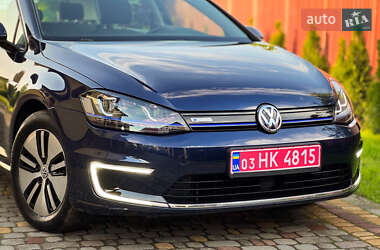Хетчбек Volkswagen e-Golf 2015 в 