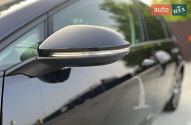 Хетчбек Volkswagen e-Golf 2020 в 