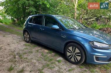 Хетчбек Volkswagen e-Golf 2015 в Ірпені