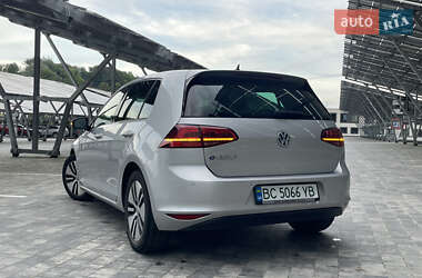 Хэтчбек Volkswagen e-Golf 2015 в 