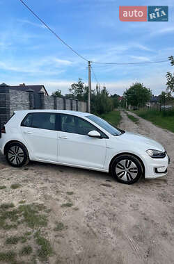Хетчбек Volkswagen e-Golf 2014 в Луцьку