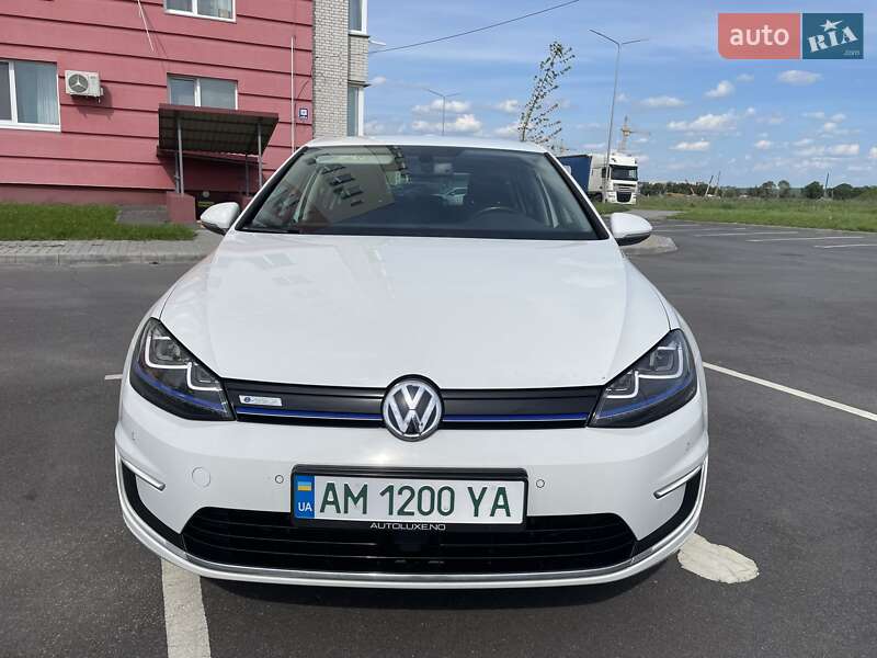 Хетчбек Volkswagen e-Golf 2015 в Вінниці