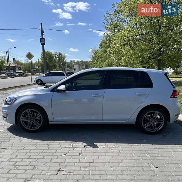 Хэтчбек Volkswagen e-Golf 2017 в Харькове