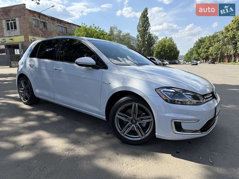 Volkswagen e-Golf 2017