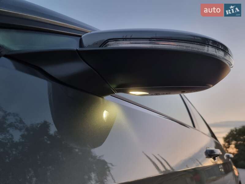 Хетчбек Volkswagen e-Golf 2018 в Кропивницькому