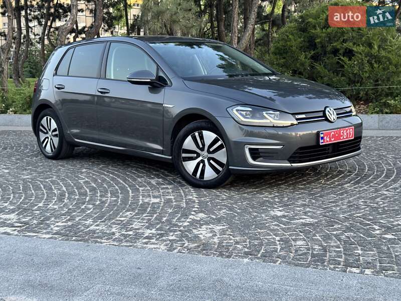 Хетчбек Volkswagen e-Golf 2019 в Дніпрі