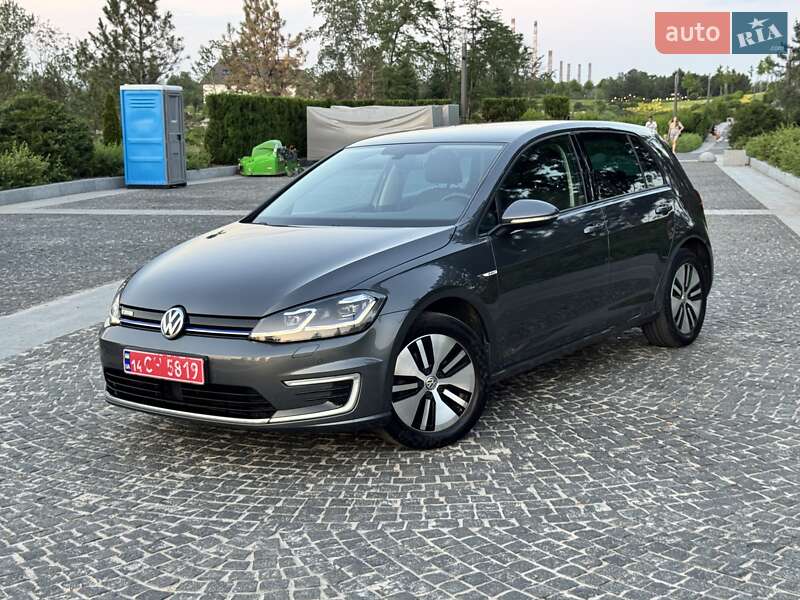 Хетчбек Volkswagen e-Golf 2019 в Дніпрі