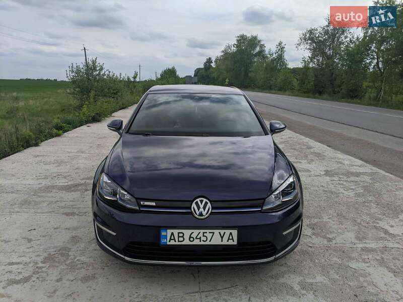 Хетчбек Volkswagen e-Golf 2017 в Вінниці