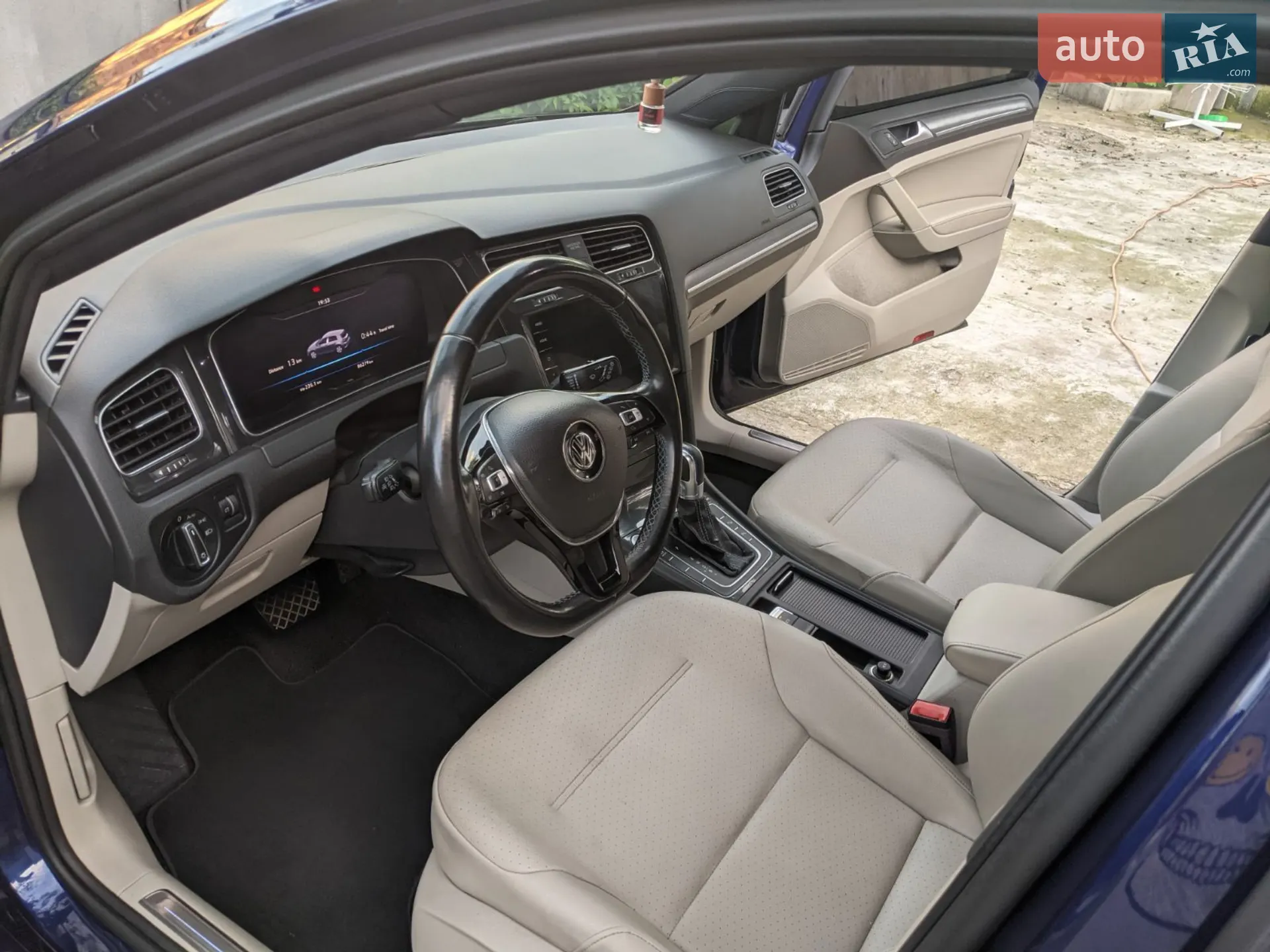 2017 Volkswagen Golf - мініатюра 6