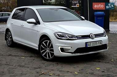 Хэтчбек Volkswagen e-Golf 2020 в Першотравенске