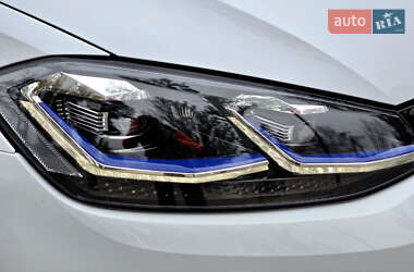 Хэтчбек Volkswagen e-Golf 2020 в Першотравенске