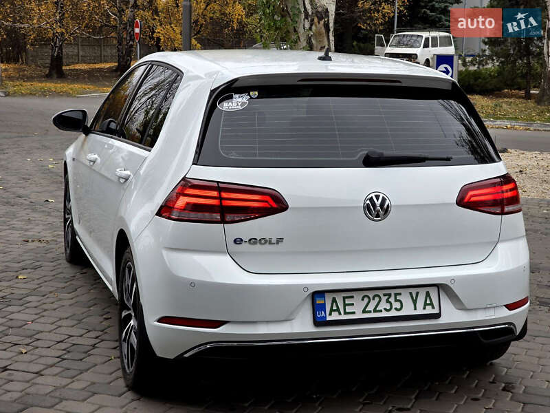 Хэтчбек Volkswagen e-Golf 2020 в Першотравенске