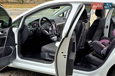 Хэтчбек Volkswagen e-Golf 2020 в Першотравенске