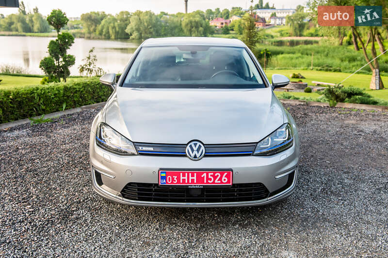 Хетчбек Volkswagen e-Golf 2016 в Умані
