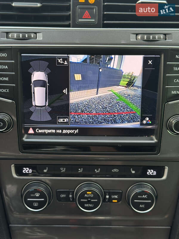 Хетчбек Volkswagen e-Golf 2015 в Рівному