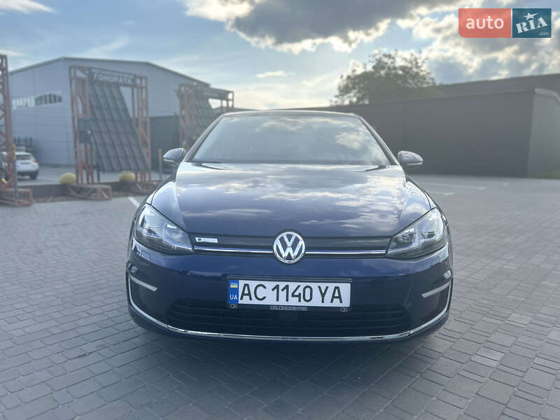 Хэтчбек Volkswagen e-Golf 2017 в Житомире