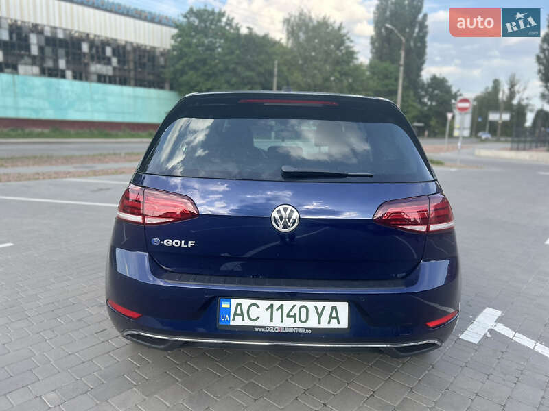 Хэтчбек Volkswagen e-Golf 2017 в Житомире