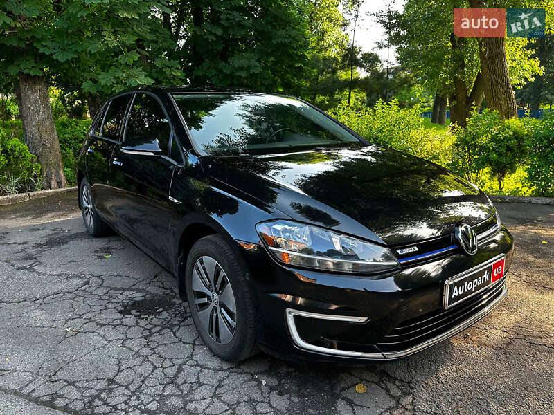 Хетчбек Volkswagen e-Golf 2017 в Києві фото 3 Хетчбек Volkswagen e-Golf 2017 в Києві