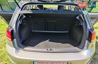Хэтчбек Volkswagen e-Golf 2018 в 