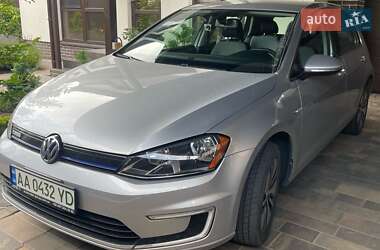 Volkswagen e-Golf 2016
