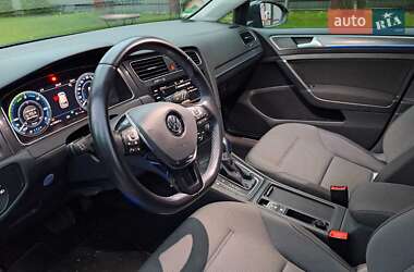 Volkswagen e-Golf 2017