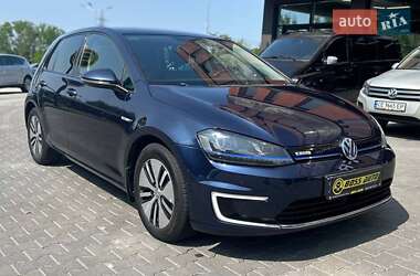 Хетчбек Volkswagen e-Golf 2014 в Чернівцях