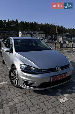 Хэтчбек Volkswagen e-Golf 2019 в 