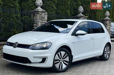 Хэтчбек Volkswagen e-Golf 2015 в 